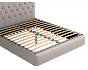 Мягкая кровать с основанием и матрасом Амели (140х200)