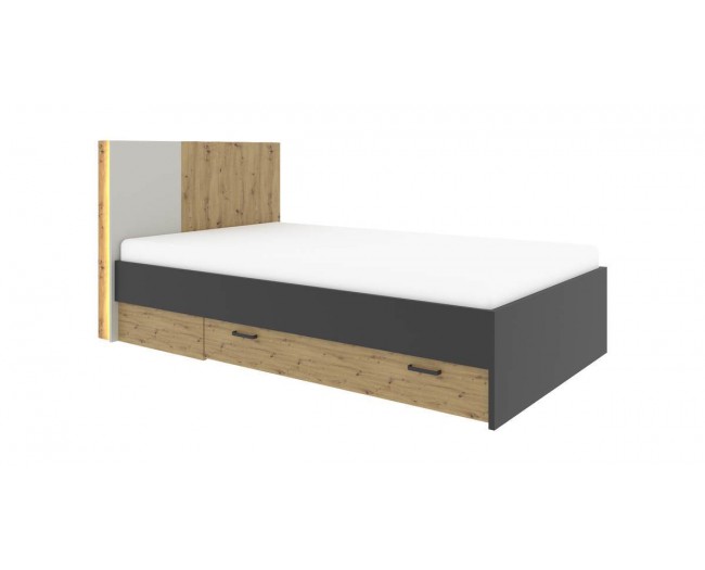 Junior с ящиком фото